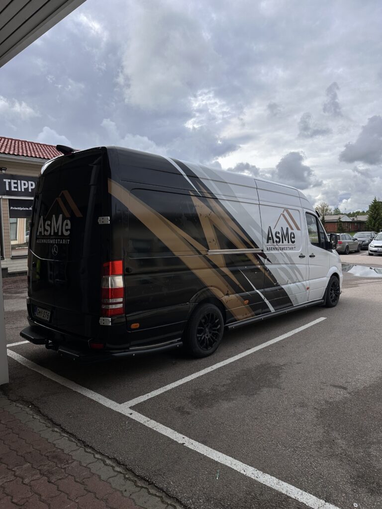 AsMe Asennusmestarit Mercedes Sprinter teippaus takaa