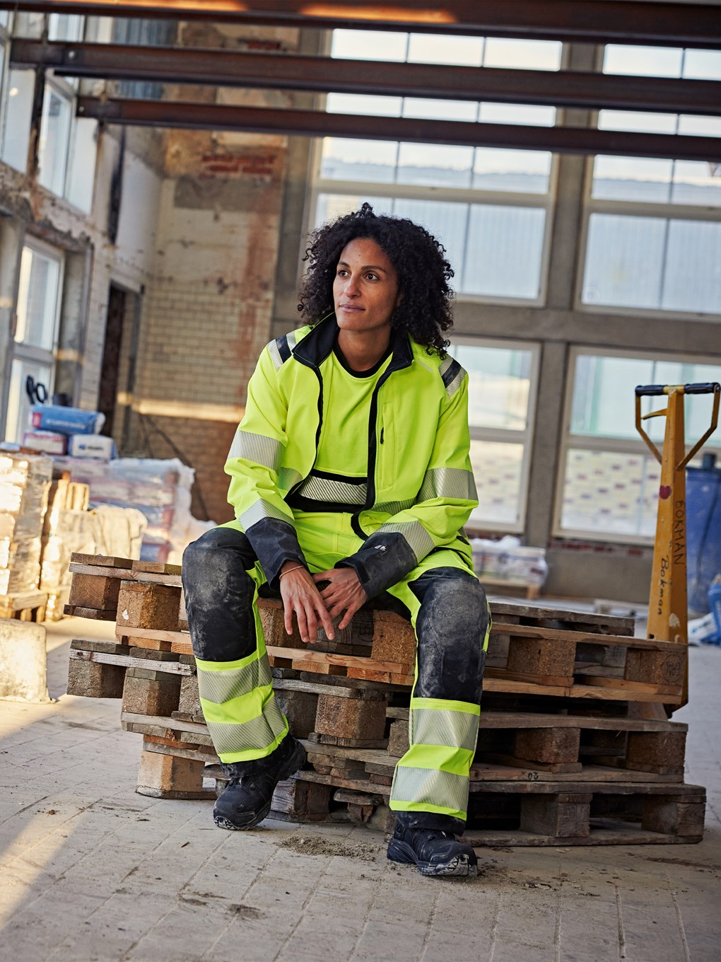 Fristads High VIS Green Stretch Takki LK 3 4647 GSTP - Image 11