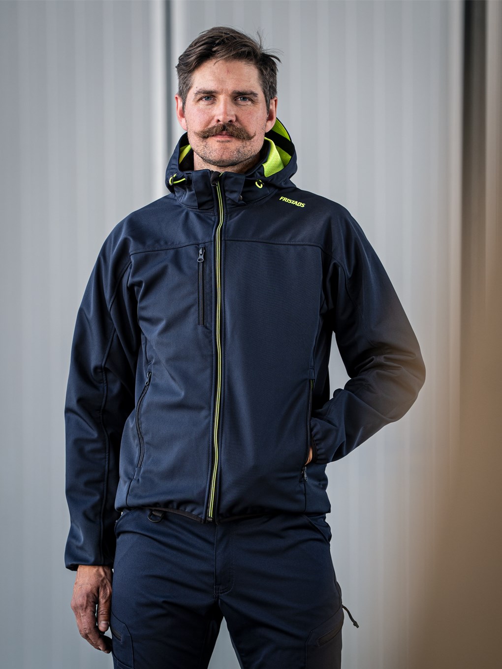 Fristads Hupullinen Softshell Takki 4655 GBF - Image 20