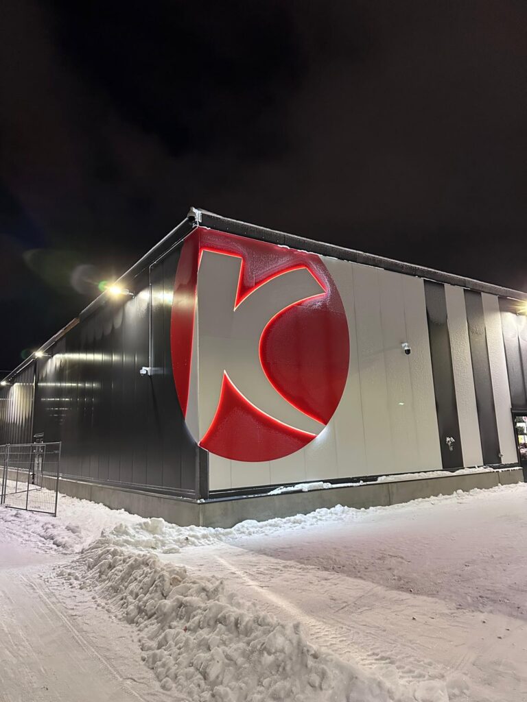Kärkkainen K-logo julkisivu 2
