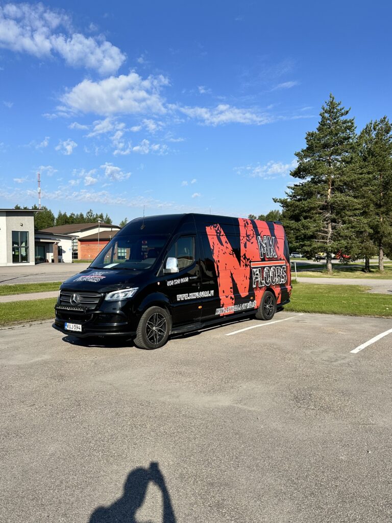 MK Floors Mercedes Sprinter teippaus
