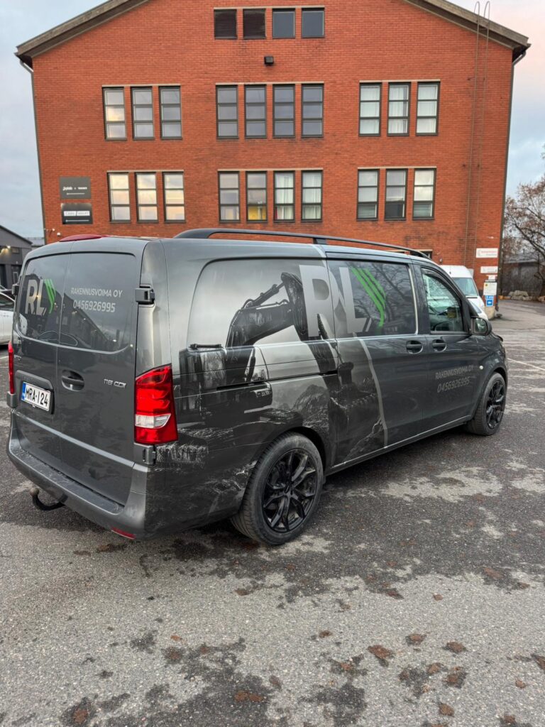 Rakennusvoima Mercedes Vito teippaus 2