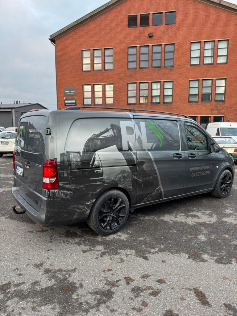 Rakennusvoima Mercedes Vito teippaus