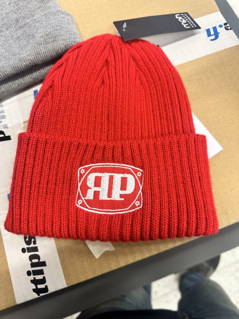 RP logopipo punainen