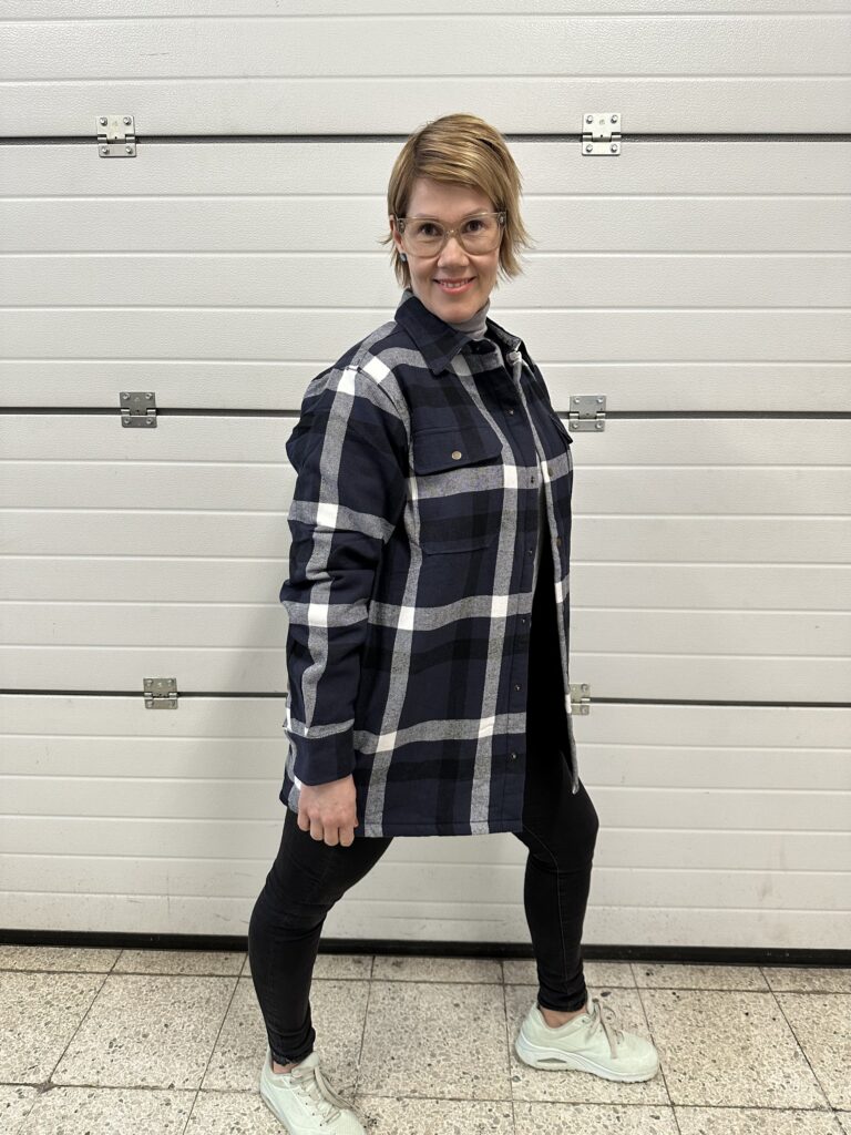 Ruutukuvioinen flanellipaita nainen