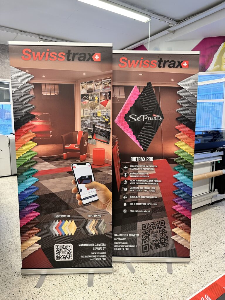 Swisstrax messu roll-upit