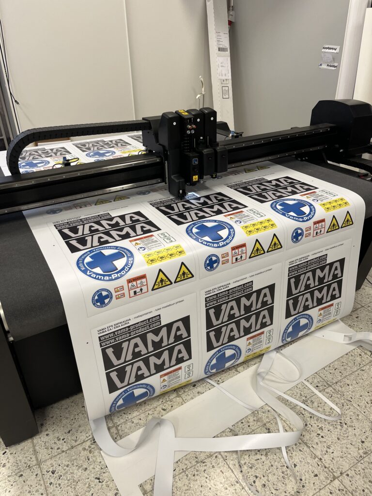 VAMA tarrat leikkurissa