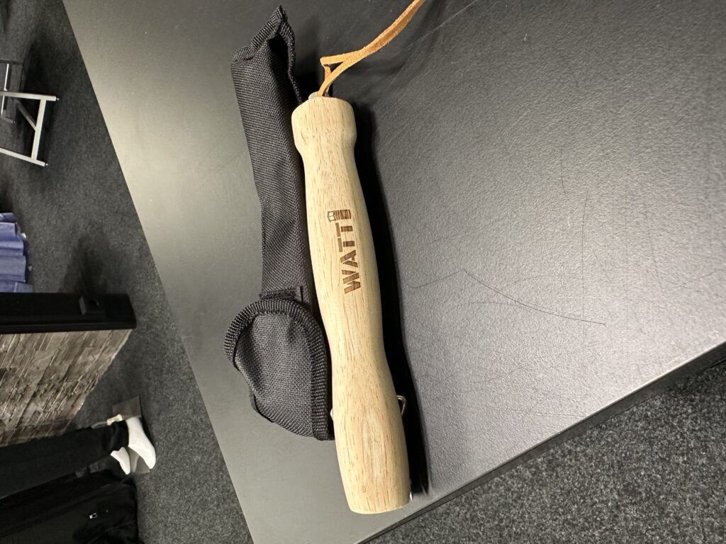 Watts laserkaiverrettu kirves